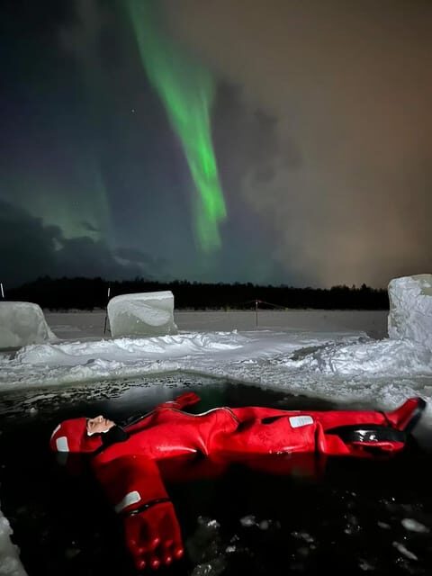 Rovaniemi: Ice Floating Experience with Northern lights - Ice Floating in Lapland: The Weightless Part You’ll Remember