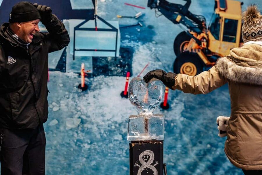 Rovaniemi: Ice sculpting experience - Quick hits before you go