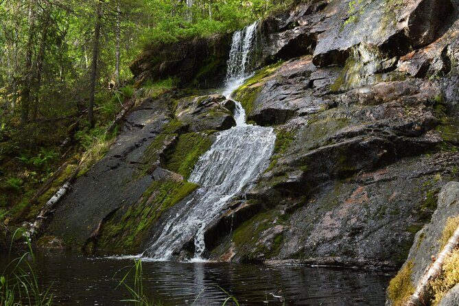 Rovaniemi Korouoma Canyon Hike and Barbecue Experience - What a great guide changes on this hike: Nil and Jose’s impact