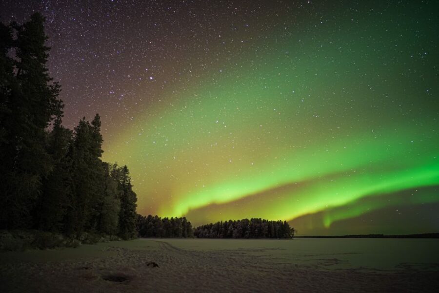 Rovaniemi: Night Sky lappish Barbecue - Aurora Night in Rovaniemi: Pickup, the Drive, and the Waiting Game