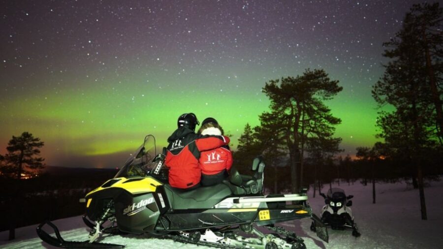Rovaniemi: Northern Lights Snowmobile Hunt - Gear Check: Overalls, Boots, and Cold That Doesn’t Win