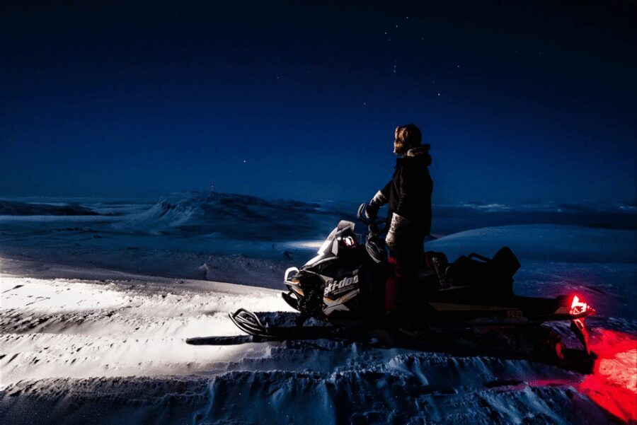 Rovaniemi: Northern Lights Snowmobile Safari with Campfire - Key Highlights at a Glance