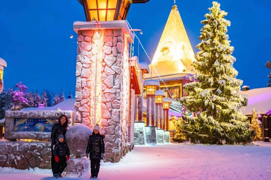 Rovaniemi: Private Pro Photoshoot in Santa Claus Village - Should you book this private Santa Claus Village pro photoshoot?