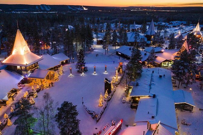 Rovaniemi Private Transfer from Rovaniemi city centre to Rovaniemi airport - Premium Car Comfort and Luggage Rules That Matter
