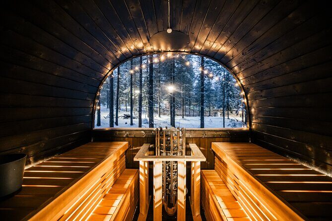 Rovaniemi Sauna World with a Hot Tub, Jacuzzi and Cold Pool - What you get included: gear that makes winter simpler