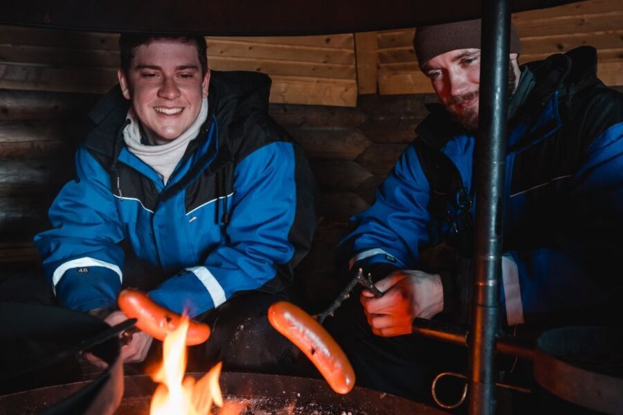 Rovaniemi: Snowmobile Safari & Campfire Evening Escape - Getting fitted with winter clothing (and why it matters more than you think)