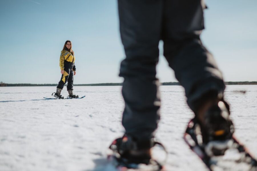 Rovaniemi: Snowshoe Walk to The Arctic Nature - Hot drinks in the snow: why the break matters