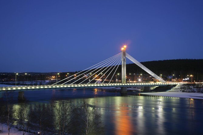 Rovaniemi walking tour and guided Arktikum experience - Pickup, mobile ticket, and why “private” changes the feel