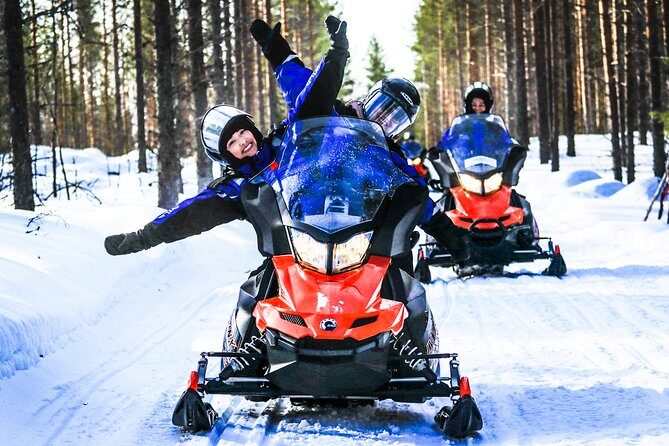 Snowmobile Safari in the Nature - Getting the Hang of the Snowmobile: Safety Briefing That Actually Helps