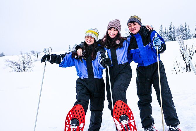 Snowshoe Trip in the Forest - Getting there: hotel pickup and the start at Rovaniemi Welcome