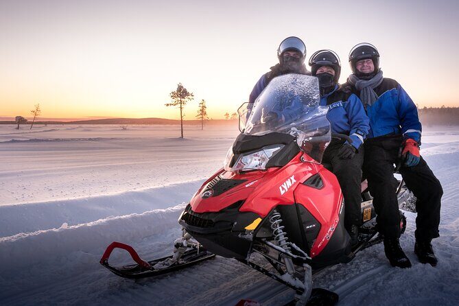 Thrill of Snowmobiling for Adults Only - Who should book this snowmobile safari in Rovaniemi