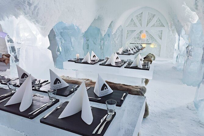 Visiting package: Guided Tour at Arctic Snow Hotel - Food and warm-up options without derailing your day